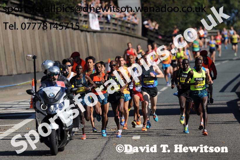 Close media attention of the mens 2014 BUPA Great North Run. Photo: David T. Hewitson/Sports for All Pics